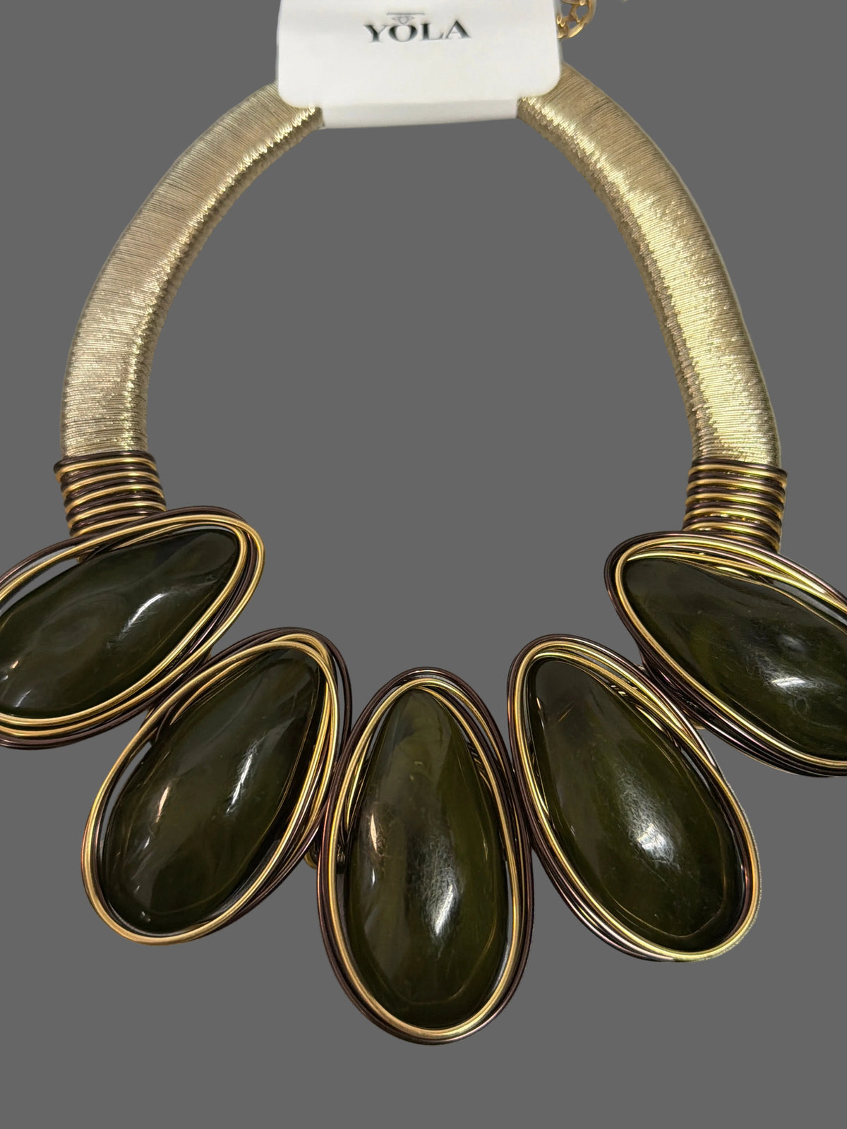 Collana Uovo F05