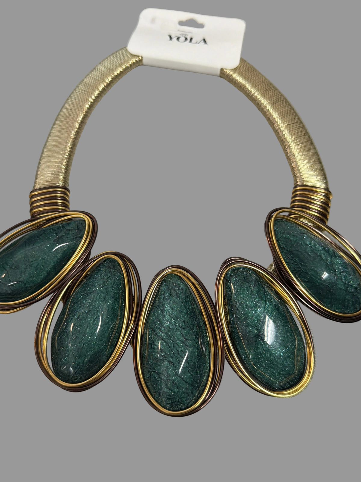 Collana Uovo F05