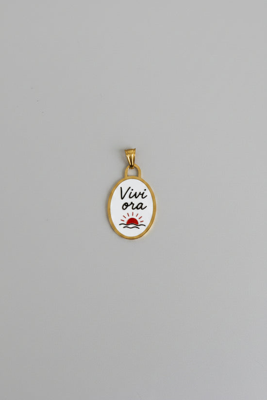 Ciondolo “Vivi ora”