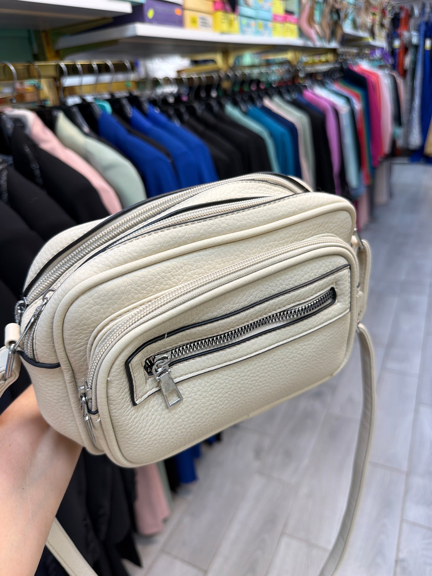 Borsa 13834