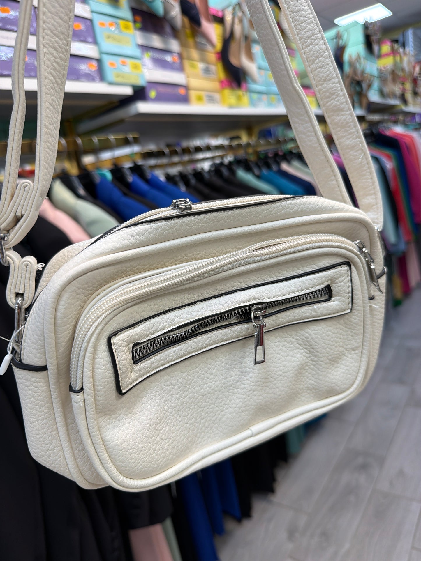 Borsa 13834