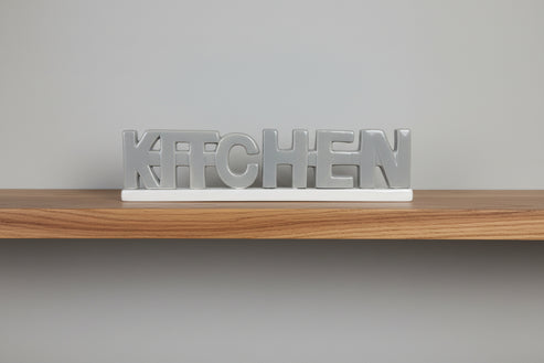 Scritta kitchen in ceramica