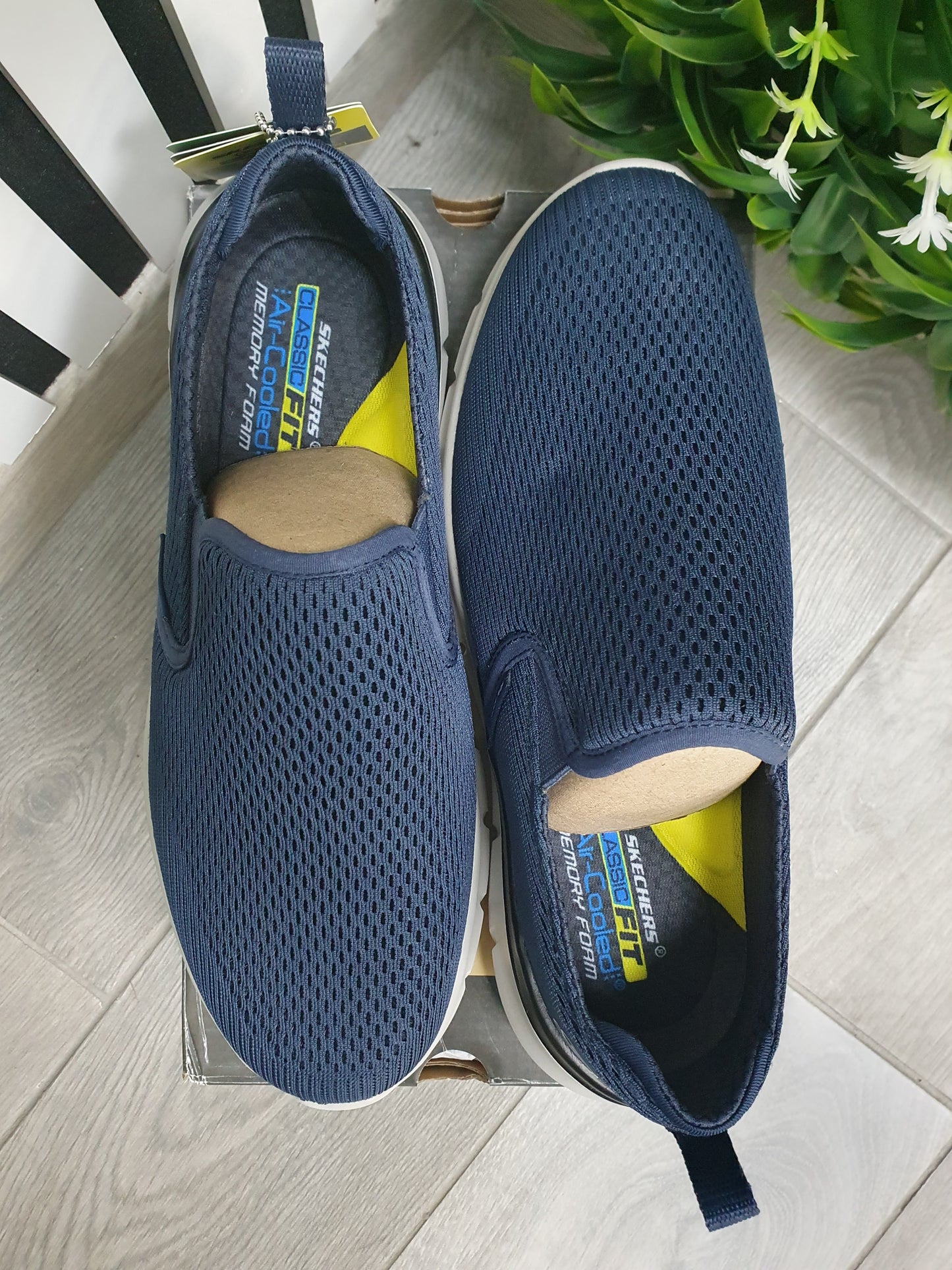 Scarpe Skechers streetwear 210401