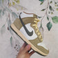 Scarpe  NIKE DUNK HI RETRO RE-RAW